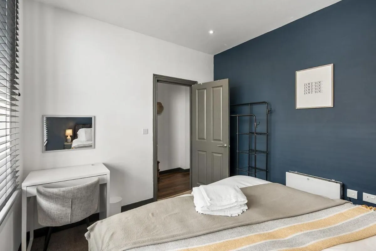 3 Bedroom Apartment By Primal Estates Short Lets Brighton 0*,  Reino Unido