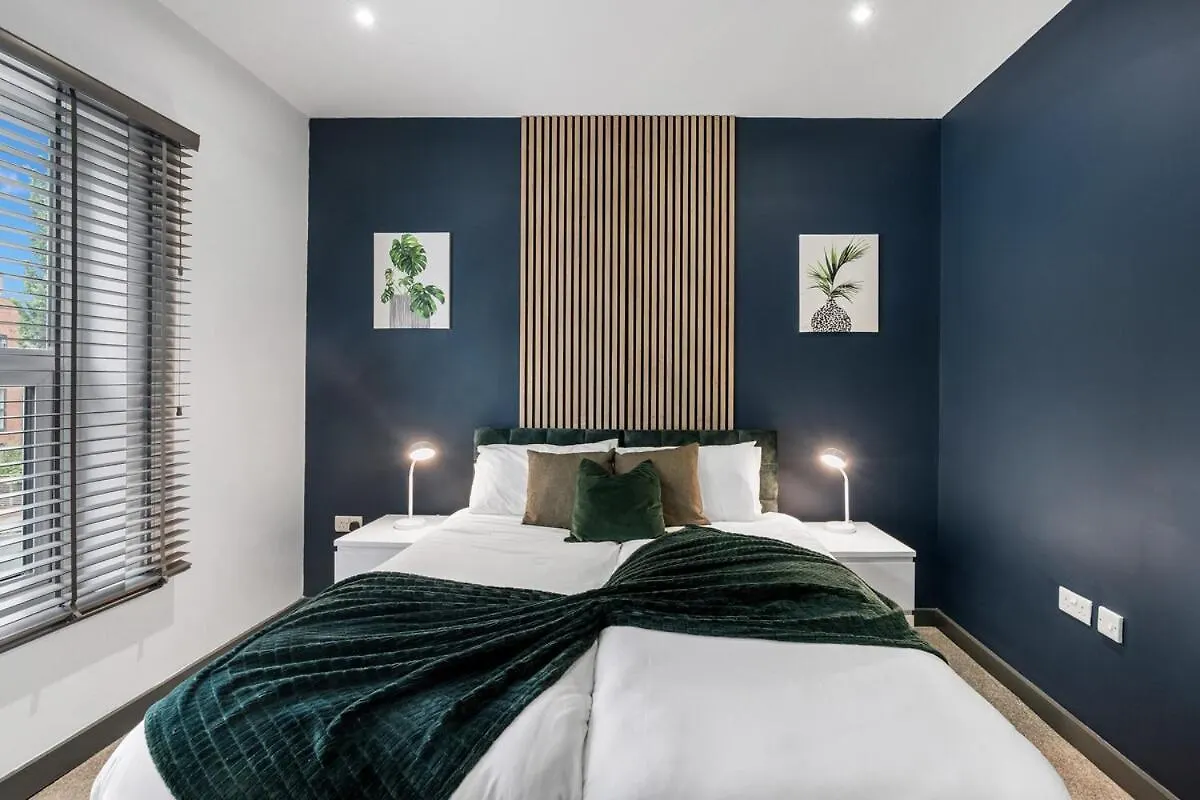 3 Bedroom Apartment By Primal Estates Short Lets Brighton